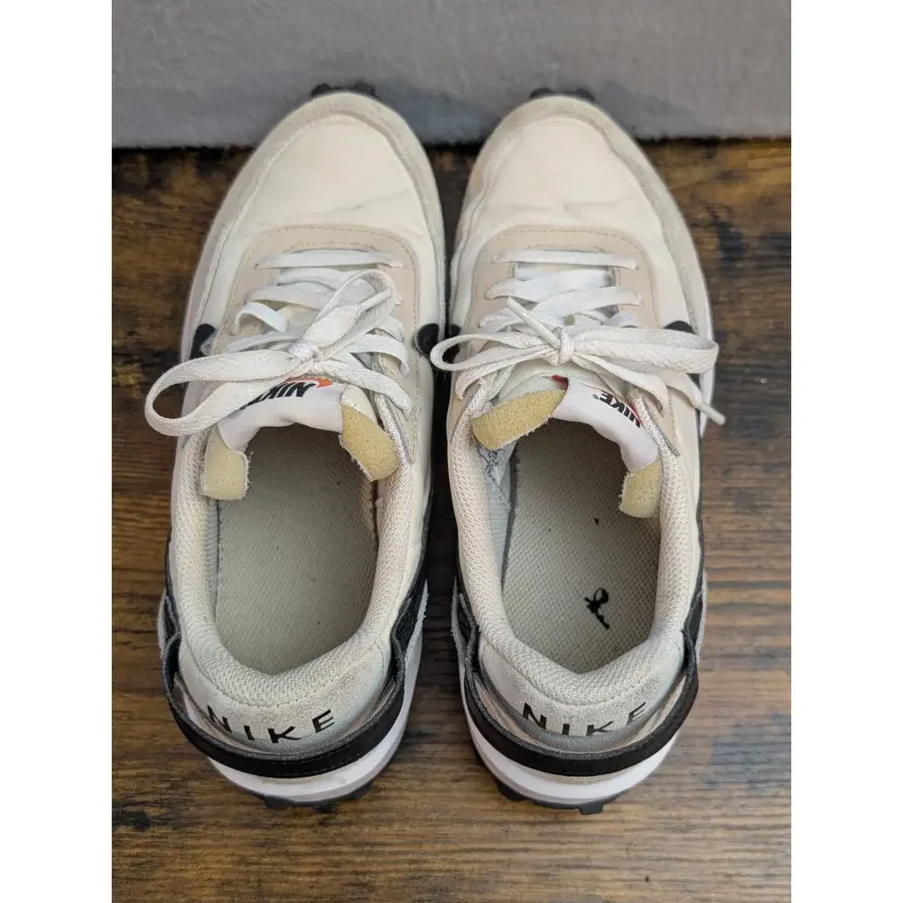 Nike Shoes Women's 8 Cream Black Waffle Debut Sail Black Trainers Sneakers